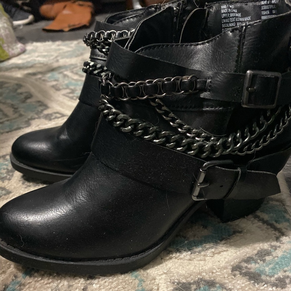 Black rocker booties